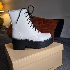 Soda Fling Women Chunky Lug Sole Lace Up  Combat Ankle Boot with Zipper